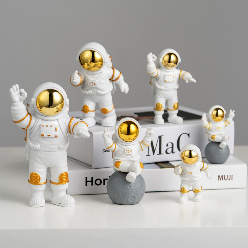 9012 Living room children's room decoration astronaut model